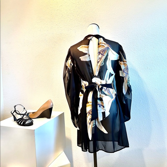 Va Va Voom sheer floral black art dress open back hi neck cape sleeve - Picture 5 of 16